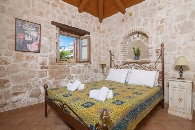 Traditional Villa, 2 Yatak Odası, Havuz Kullanımı, Deniz Manzaralı