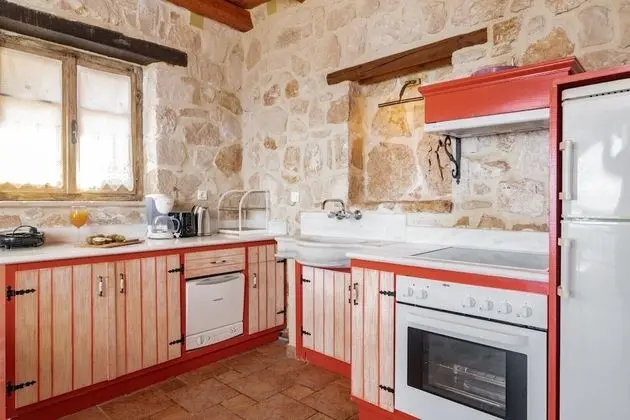 Traditional Villa, 2 Yatak Odası, Havuz Kullanımı, Deniz Manzaralı