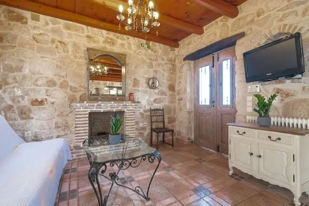 Traditional Villa, 2 Yatak Odası, Havuz Kullanımı, Deniz Manzaralı
