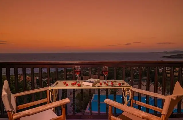 Traditional Villa, 2 Yatak Odası, Havuz Kullanımı, Deniz Manzaralı