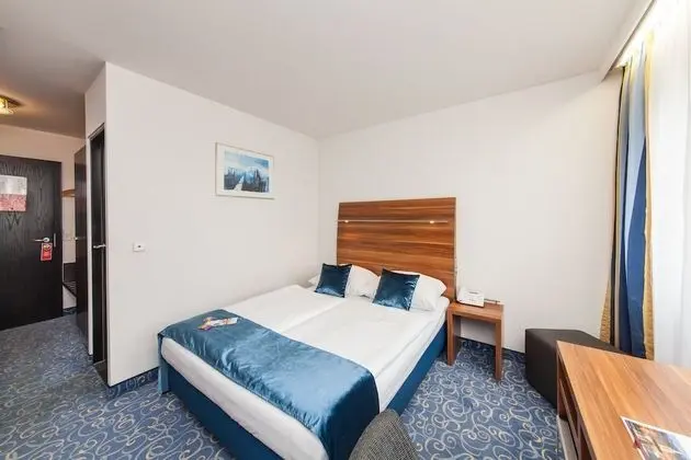 Büyük Yataklı Tek Kişilik Oda (Queensize)