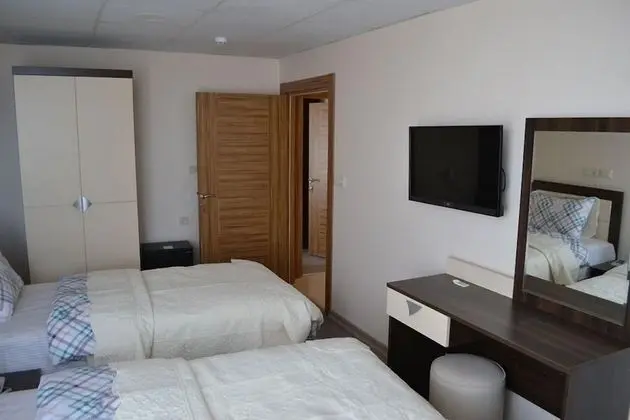 Tek Büyük veya İki Ayrı Yataklı Oda
