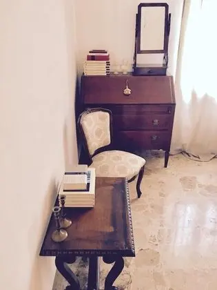 Tek Büyük Yataklı Oda, Ortak Banyo, Şehir Manzaralı (Gioconda)