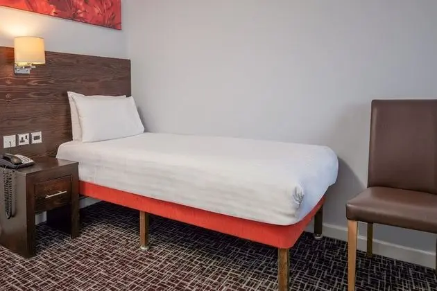Standard Oda, 1 Tek Kişilik Yatak, Sigara İçilmez