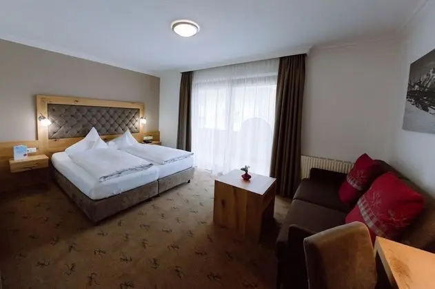 Comfort Tek Büyük Yataklı Oda, Balkon, Dağ Manzaralı (Enzian)