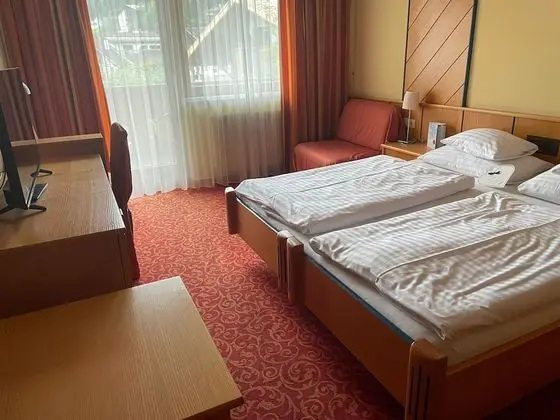 Comfort Tek Büyük Yataklı Oda, Balkon, Dağ Manzaralı (Enzian)