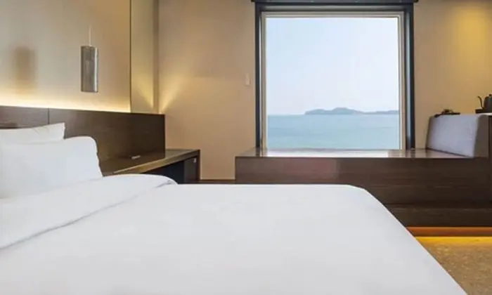Deluxe Tek Büyük Yataklı Oda, Okyanus Manzaralı