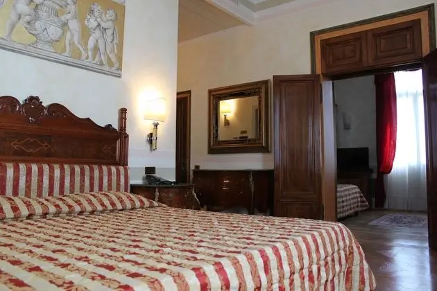 Standard Üç Kişilik Oda, Banyolu/Duşlu, Bahçe Manzaralı