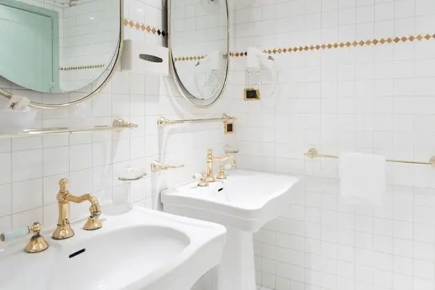 Standard Üç Kişilik Oda, Banyolu/Duşlu, Bahçe Manzaralı