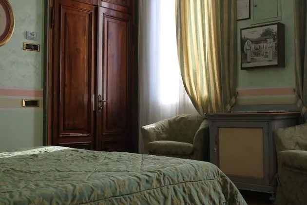 Superior Tek Büyük veya İki Ayrı Yataklı Oda