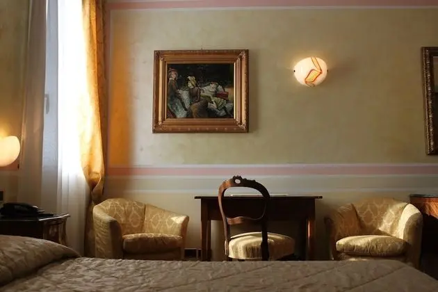 Superior Tek Büyük veya İki Ayrı Yataklı Oda