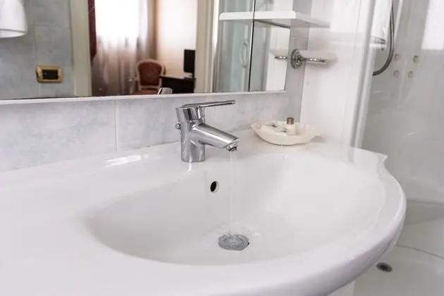 Superior Tek Büyük veya İki Ayrı Yataklı Oda