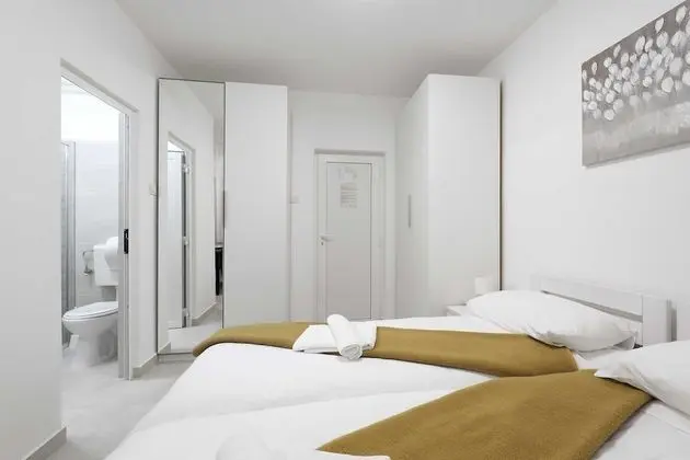 Stüdyo (Studio Apartment with Private Bathroo)