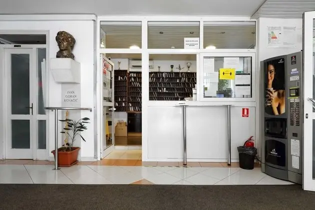 Stüdyo (Studio Apartment with Private Bathroo)