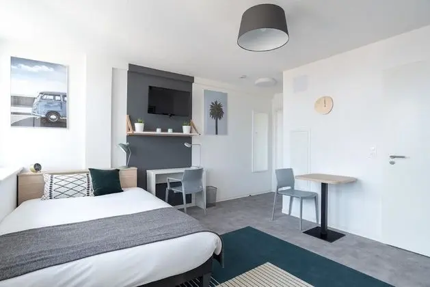 Superior Stüdyo