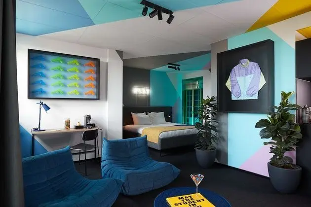 Çatı Katı Süiti (Penthouse)