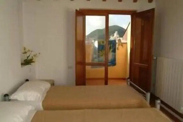 Classic Tek Büyük Yataklı Oda