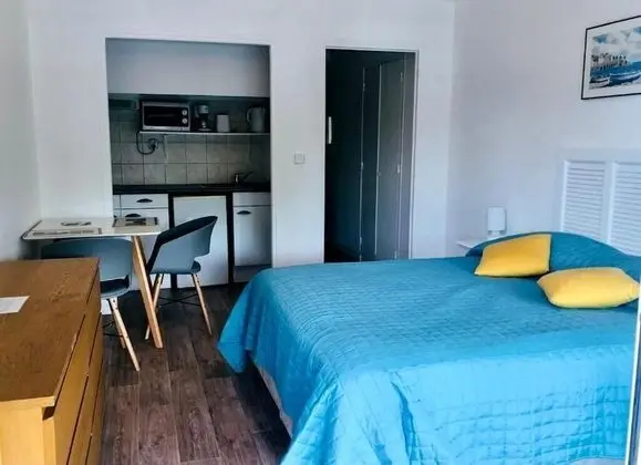Standard Stüdyo, Şehir Manzaralı