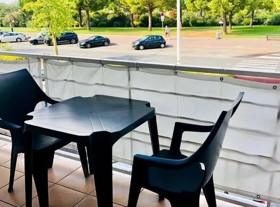 Standard Stüdyo, Şehir Manzaralı