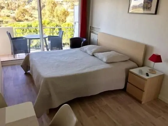 Superior Stüdyo, Kısmi Deniz Manzaralı
