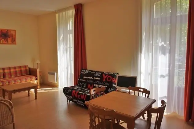 Stüdyo, Dağ Manzaralı