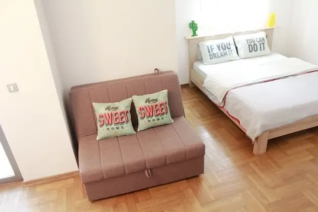 Family Stüdyo, Şehir Manzaralı