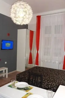 Apart Daire (Pink)