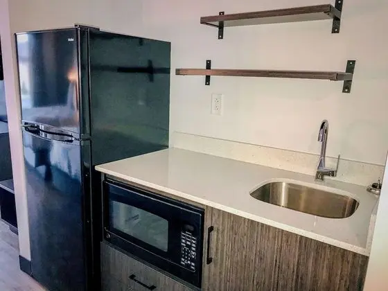 Standard Oda, 2 Büyük (Queen) Boy Yatak, Sigara İçilmez, Küçük Mutfak