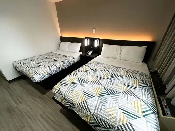 Standard Oda, 2 Çift Kişilik Yatak, Sigara İçilmez, Küçük Mutfak
