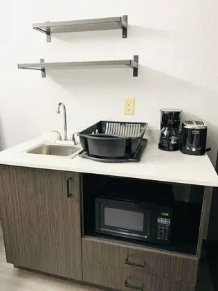 Standard Oda, 2 Çift Kişilik Yatak, Sigara İçilmez, Küçük Mutfak
