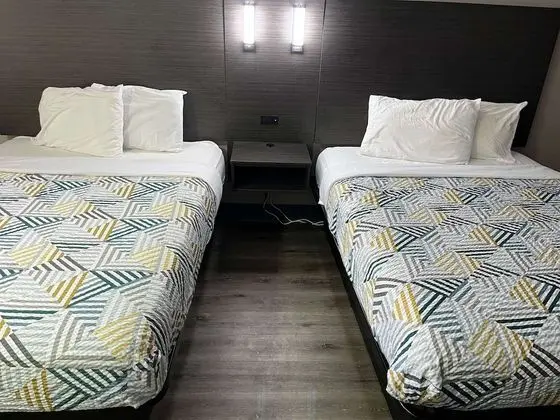 Standard Oda, 2 Büyük (Queen) Boy Yatak, Sigara İçilmez, Mutfak