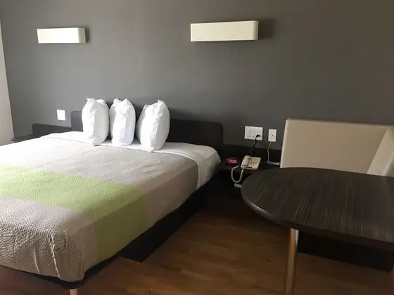 Deluxe Oda, 1 En Büyük (King) Boy Yatak, Sigara İçilmez, Küçük Mutfak