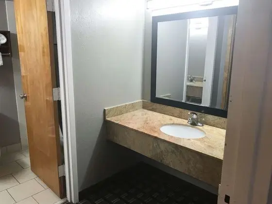 Standard Oda, 1 En Büyük (King) Boy Yatak, Sigara İçilmez, Buzdolabı ve Mikrodalga