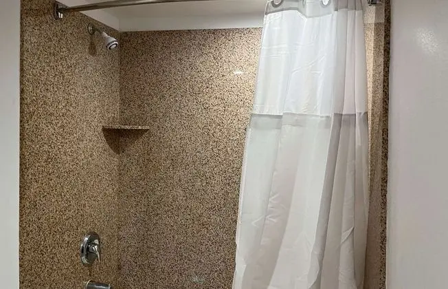 Standard Oda, 1 En Büyük (King) Boy Yatak, Sigara İçilmez
