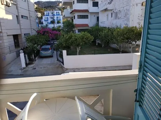 Stüdyo, Balkon