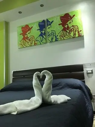 Deluxe Üç Kişilik Oda, Banyolu/Duşlu