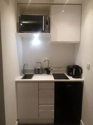 Stüdyo, Banyolu/Duşlu