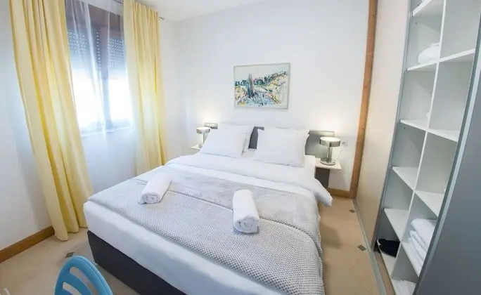 City Apart Daire, Balkon