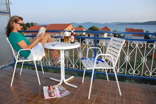 Stüdyo, Deniz Manzaralı