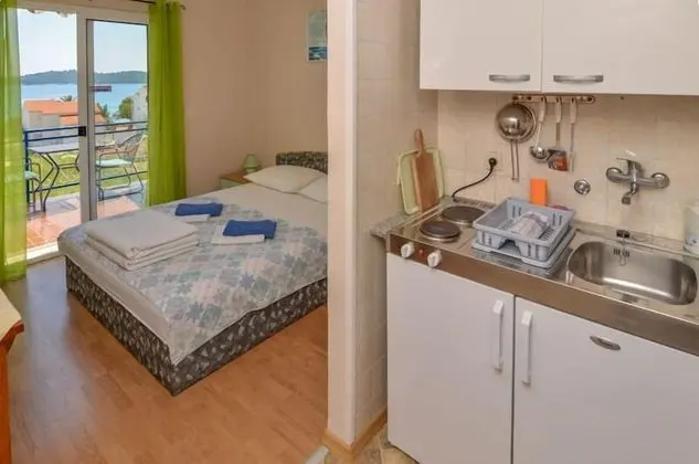 Stüdyo, Deniz Manzaralı