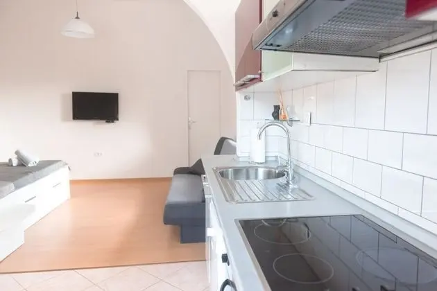 Stüdyo (Ground Floor Studio)