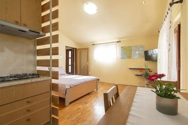 Apart Daire, 1 Çift Kişilik Yatak