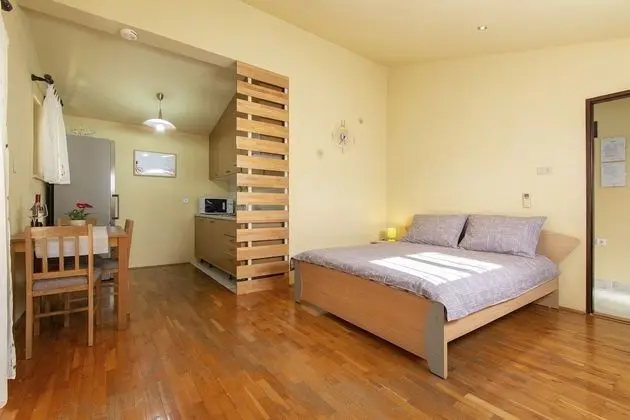 Apart Daire, 1 Çift Kişilik Yatak