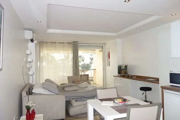 Stüdyo (46 boulevard de la Croisette 06400)