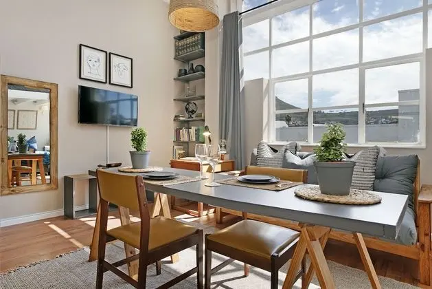 City Çatı Katı (Loft)