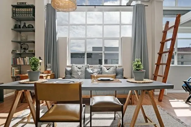 City Çatı Katı (Loft)