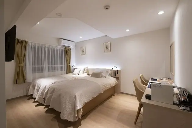 Basic Oda, 2 Tek Kişilik Yatak, Sigara İçilmez (C, 1F)