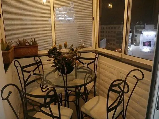 Stüdyo, Kule