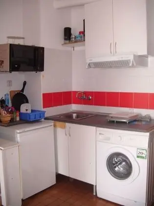 Stüdyo, Havuz Manzaralı