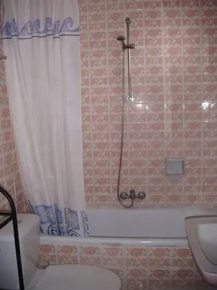 Stüdyo, Havuz Manzaralı
